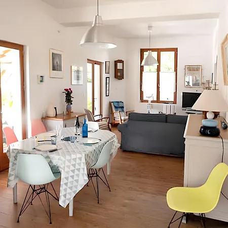 Charmante à Avec Piscine Privée Villa *