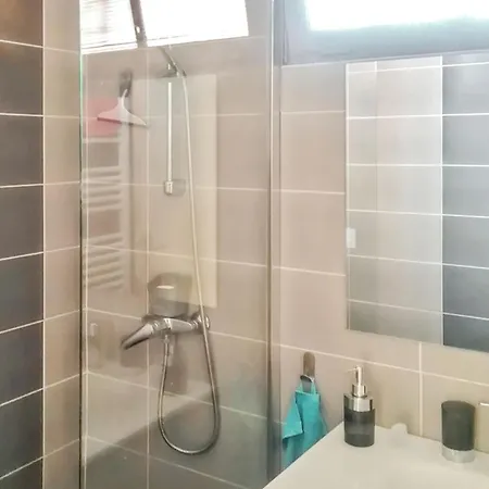 De 3 A Sur A 600 M De La Avec Piscine Privee Et Jardin Clos Villa Soulac-sur-Mer