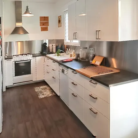 Charmante à Avec Piscine Privée *