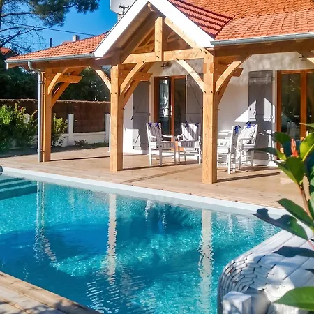 Charmante A Avec Piscine Privee וילה