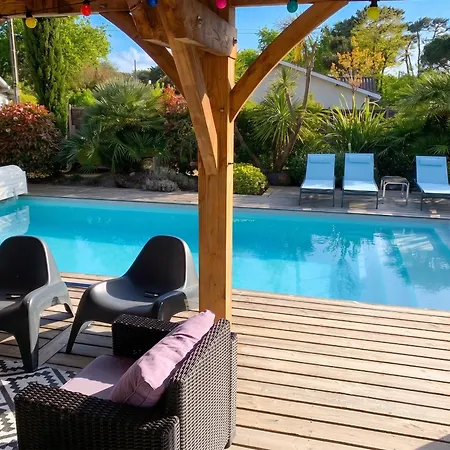 Charmante A Avec Piscine Privee Villa